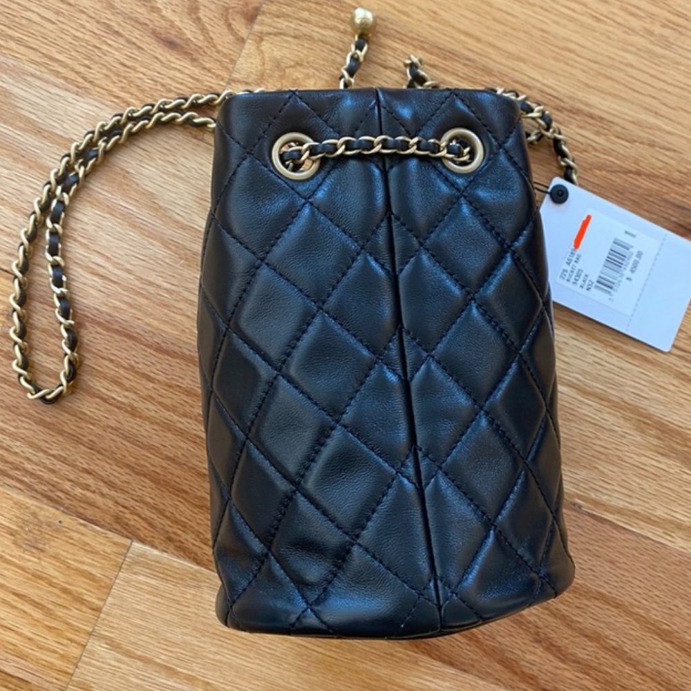 Mini Chanel 22S Bucket Bag Pearl Crush - Picture 5 of 16